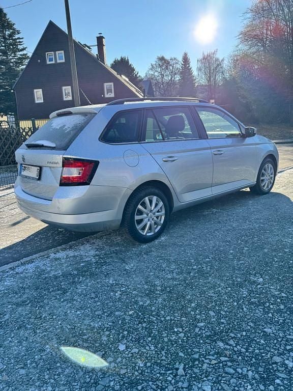 Gebraucht Skoda Fabia Ambition 110 PS (80 kW) 2016 Silber Kombi