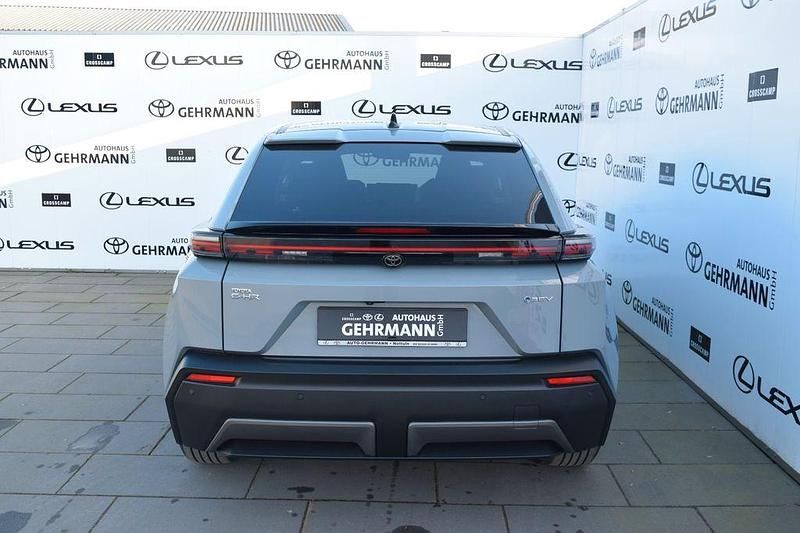 Neu Toyota C-HR+ 164 kW (224 PS) 2026 Grau SUV
