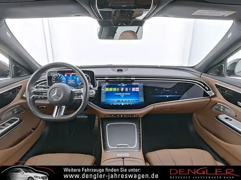 Gebraucht Mercedes E220 AMG line 197 PS (144 kW) 2025 Schwarz Limousine