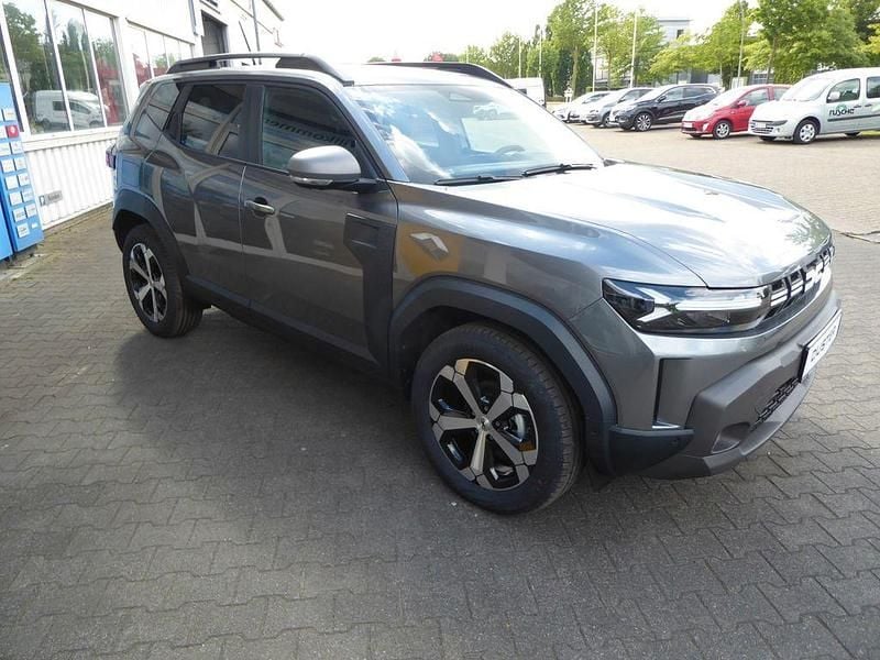 Neu Dacia Duster Journey 131 PS (96 kW) 2025 Dolomitgrau SUV