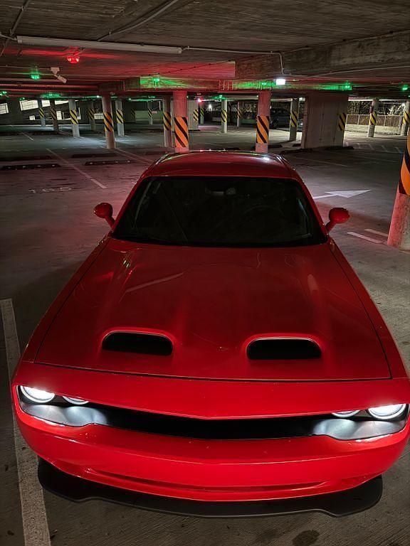 Gebraucht Dodge Challenger 377 PS (277 kW) 2019 Rot Coupé