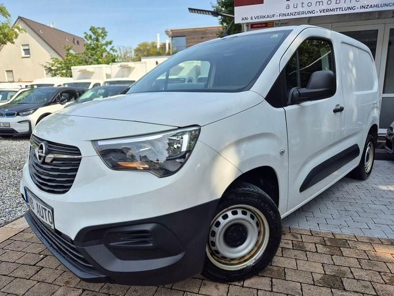 Weiß Gebraucht 2020 Opel Combo Van / Kleinbus | 11.990 € (Fairer Preis) - Bild 1/4