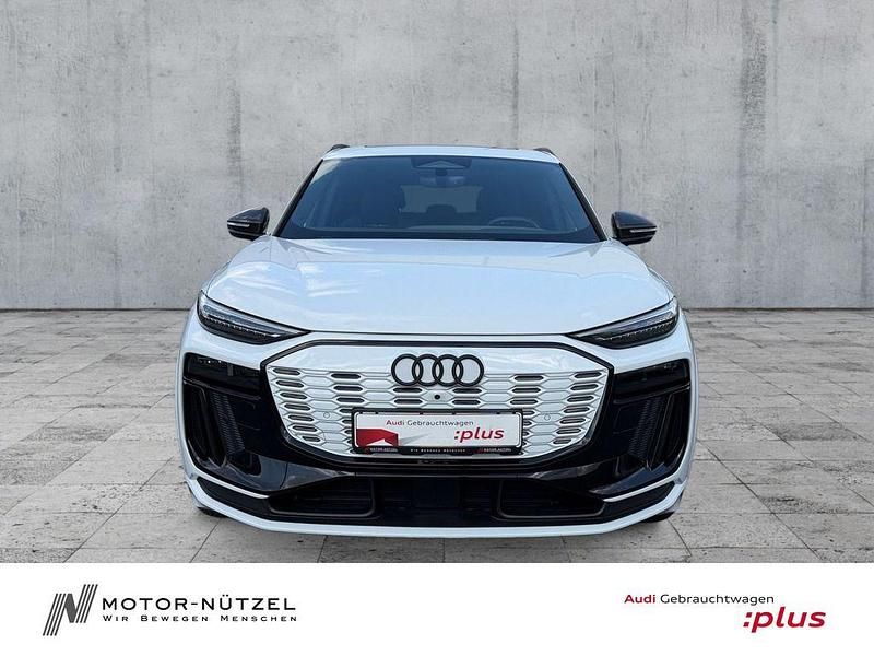 Gebraucht Audi Q6 e-tron Ambiente 284 kW (387 PS) 2025 Gletscherweiß metallic SUV