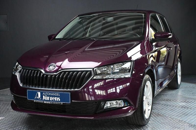 Violet Gebraucht 2020 Skoda Fabia Cool Plus Limousine | 11.990 € (Fairer Preis) - Bild 1/4
