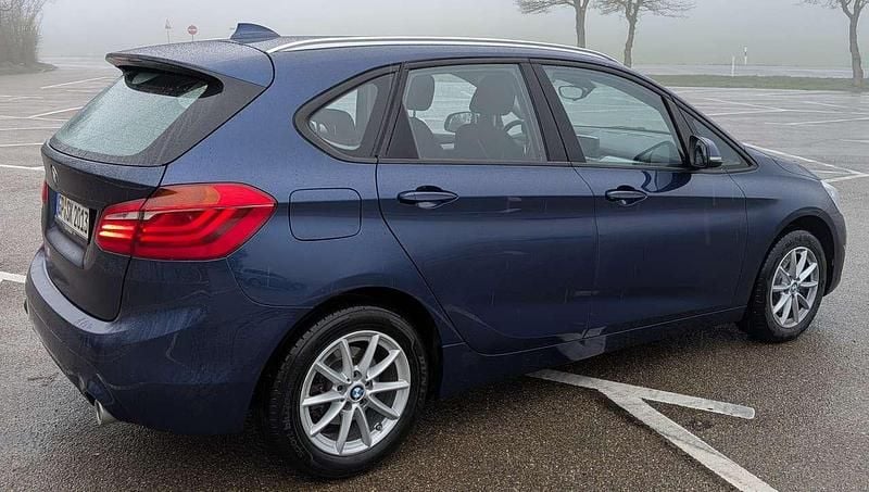 Gebraucht BMW 218 150 PS (110 kW) 2018 Blau Kombi