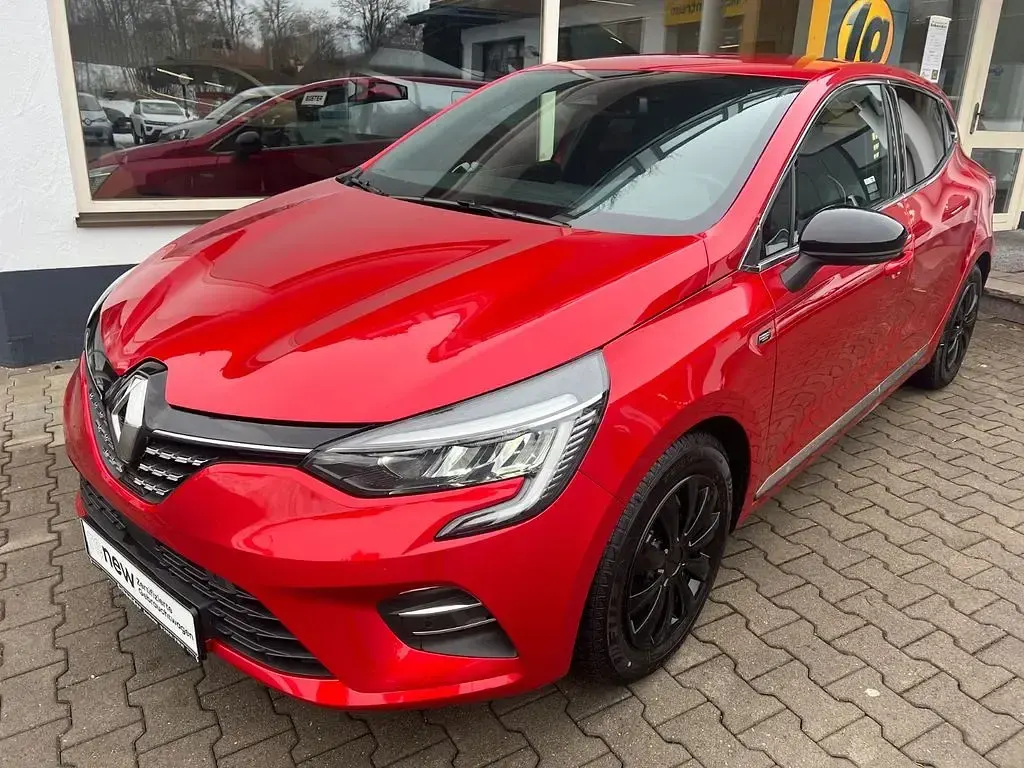 Gebraucht Renault Clio Techno 94 PS (69 kW) 2023 Rot Kleinwagen