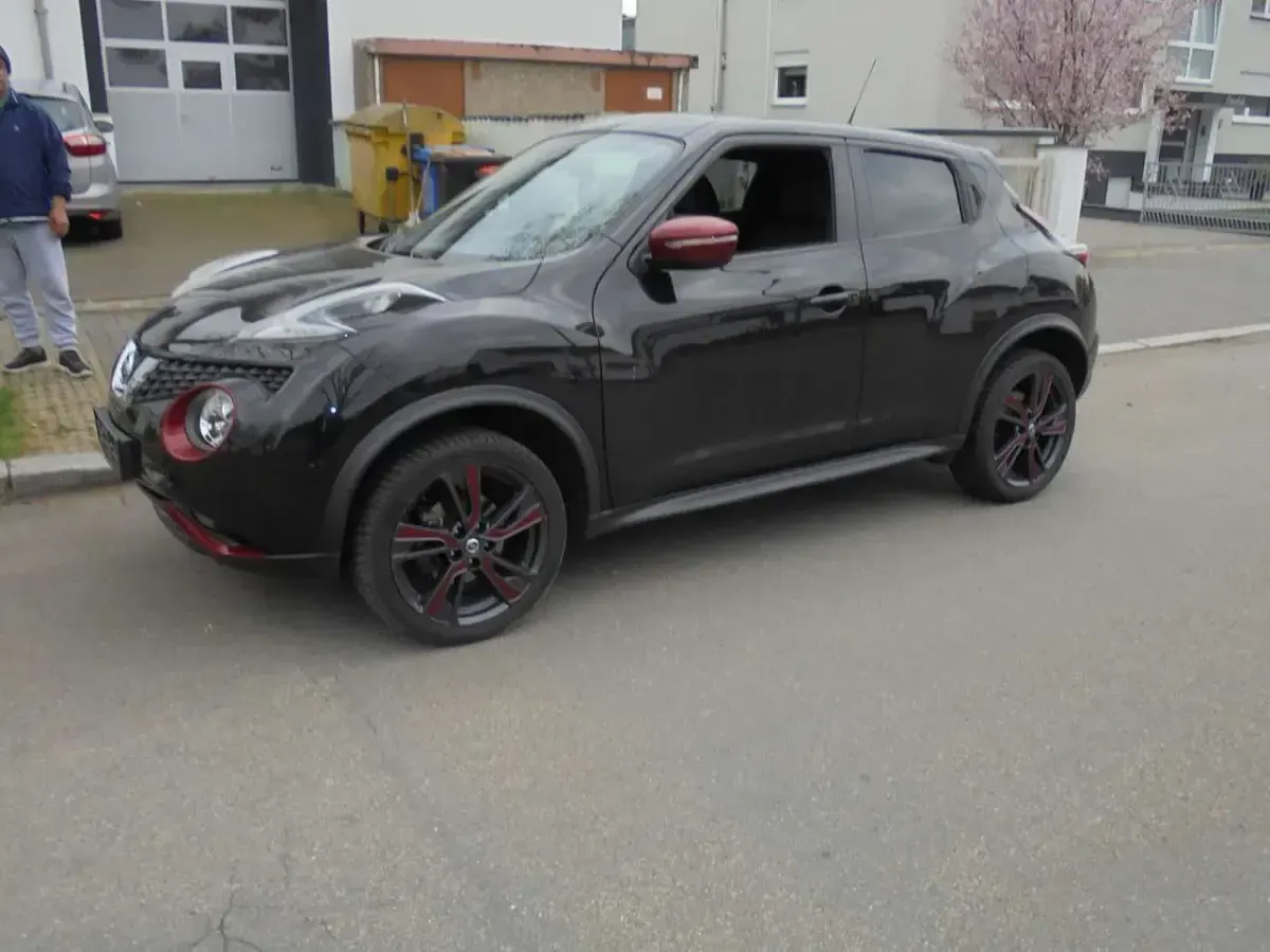 Gebraucht Nissan Juke N-Connecta 116 PS (85 kW) 2016 Black (m) SUV