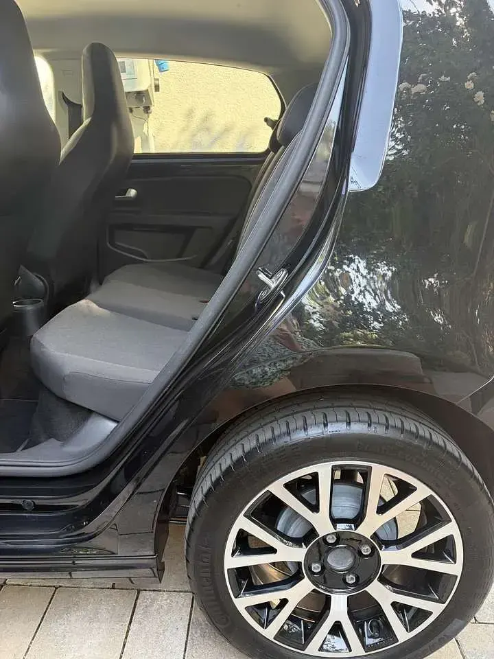 Gebraucht VW e-up! Style 61 kW (83 PS) 2022 Schwarz Kleinwagen