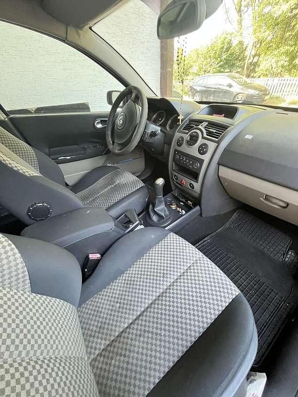 Gebraucht Renault Mégane II Expression 101 PS (74 kW) 2004 Limousine