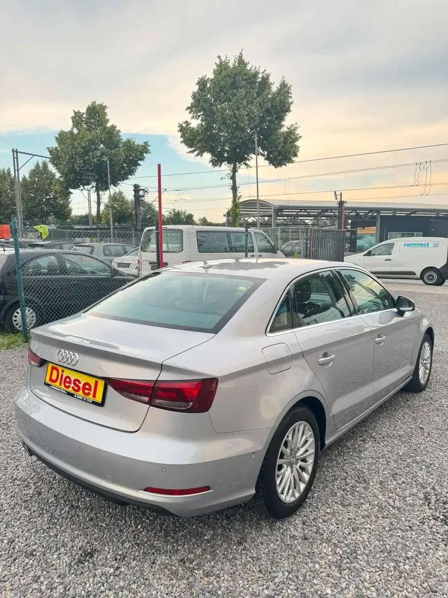 Gebraucht Audi A3 150 PS (110 kW) 2015 Silber Limousine