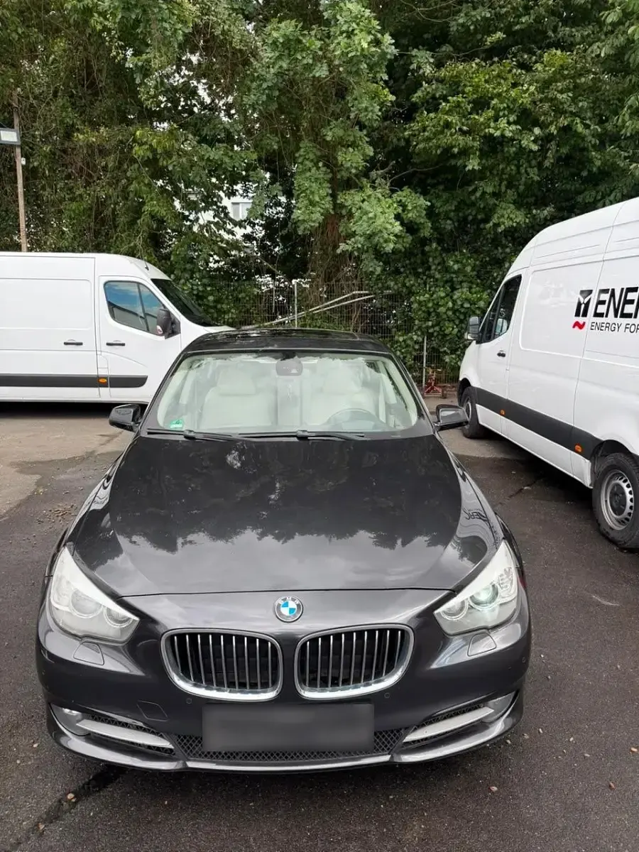 Gebraucht BMW 530 245 PS (180 kW) 2010 Grau Limousine