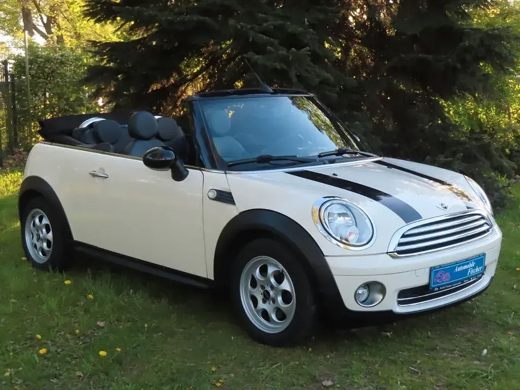 Usado Mini Cooper Cabriolet Pepper 120 CV (88 kW) 2009 Blanco Descapotable