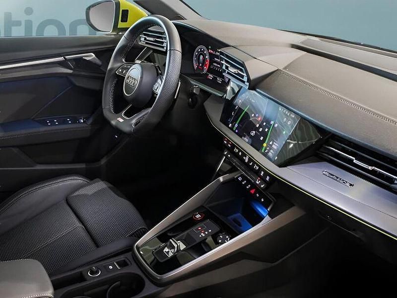 Second-hand Audi S3 2024 Galben Berlinǎ