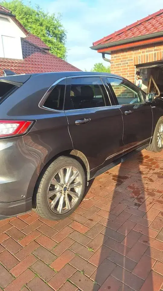 Gebraucht Ford Edge Vignale 209 PS (153 kW) 2018 Grau SUV