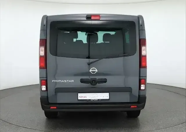 Gebraucht Nissan Primastar 150 PS (110 kW) 2024 Grau Van / Kleinbus