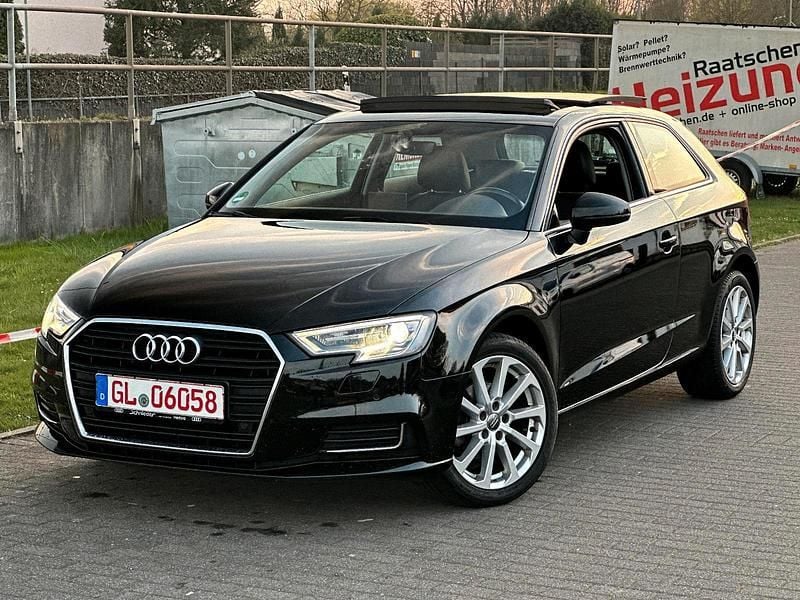 Gebraucht Audi A3 116 PS (85 kW) 2017 Schwarz Limousine