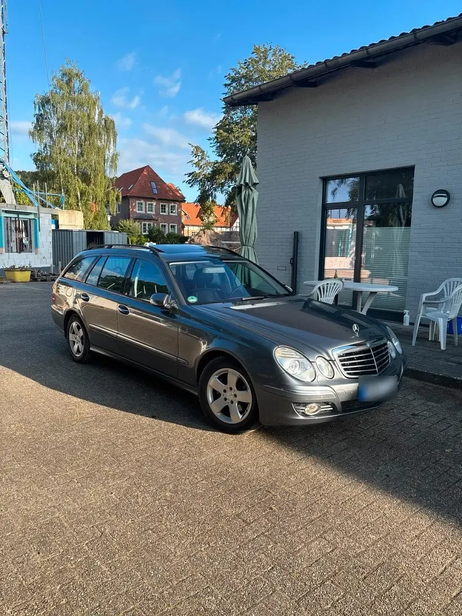 Gebraucht Mercedes E280 Avantgarde 190 PS (139 kW) 2008 Grau Kombi