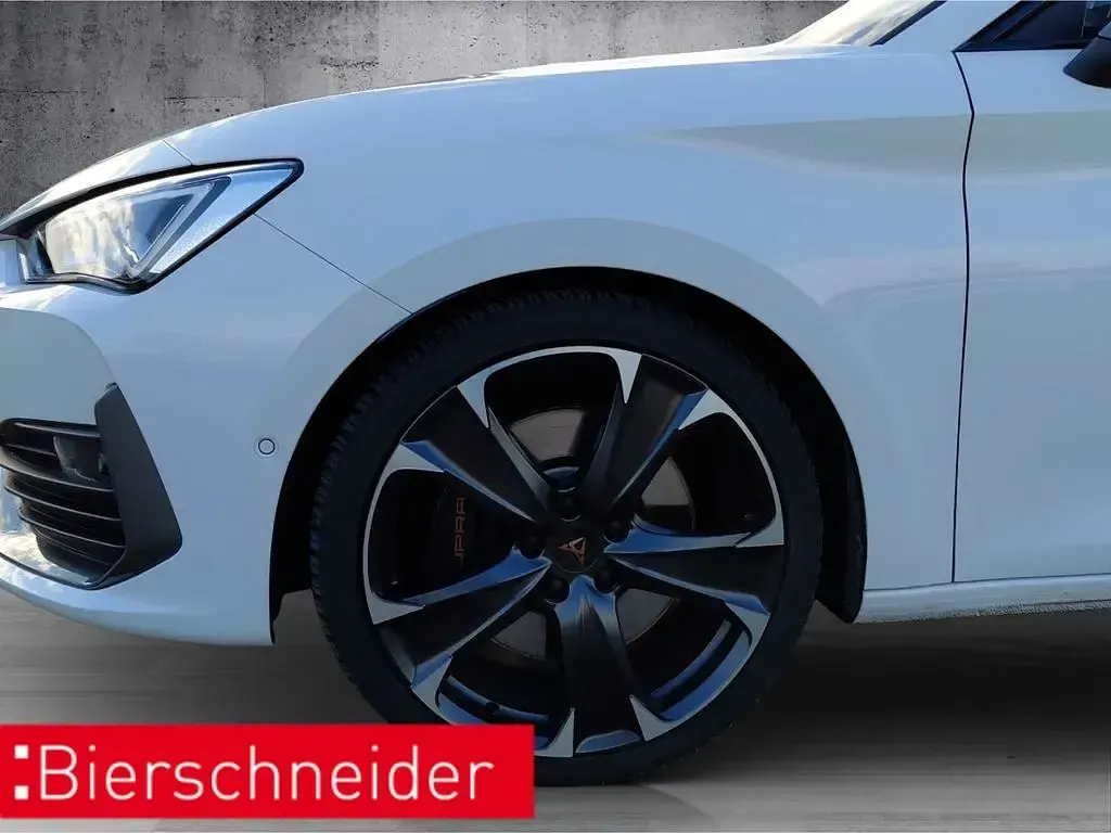 Usata Cupra Leon VZ 245 CV (180 kW) 2023 Bianco Station wagon