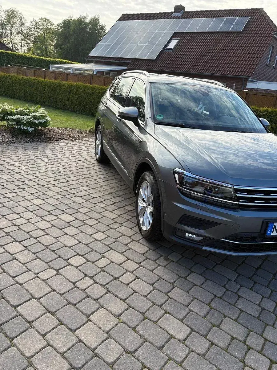 Gebraucht VW Tiguan Allspace 190 PS (139 kW) 2018 Grau SUV