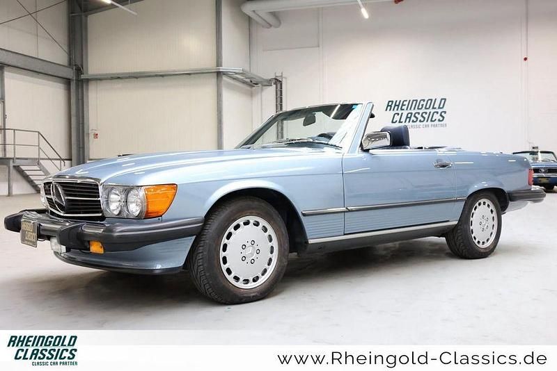 Gebraucht Mercedes 560 231 PS (169 kW) 1987 Blau Cabrio
