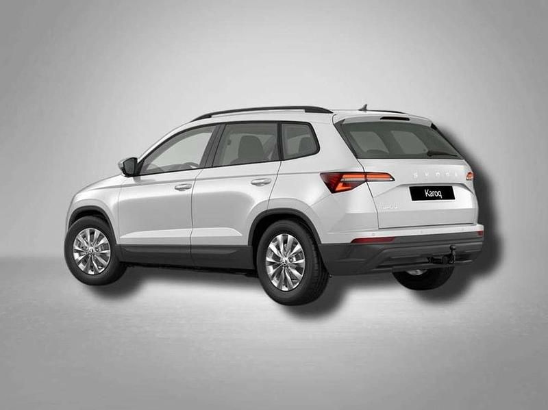 Neu Skoda Karoq Selection 150 PS (110 kW) 2025 Moonweiß perleffekt SUV