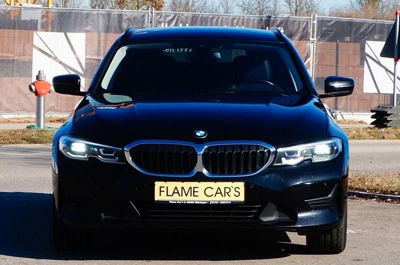 Gebraucht BMW 320 Advantage 190 PS (139 kW) 2021 Schwarz Kombi