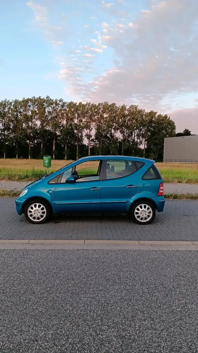 Gebraucht Mercedes A160 105 PS (77 kW) 2001 Blau Kleinwagen