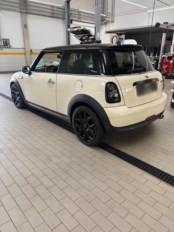 Usata Mini Cooper 120 CV (88 kW) 2008 Beige Utilitaria