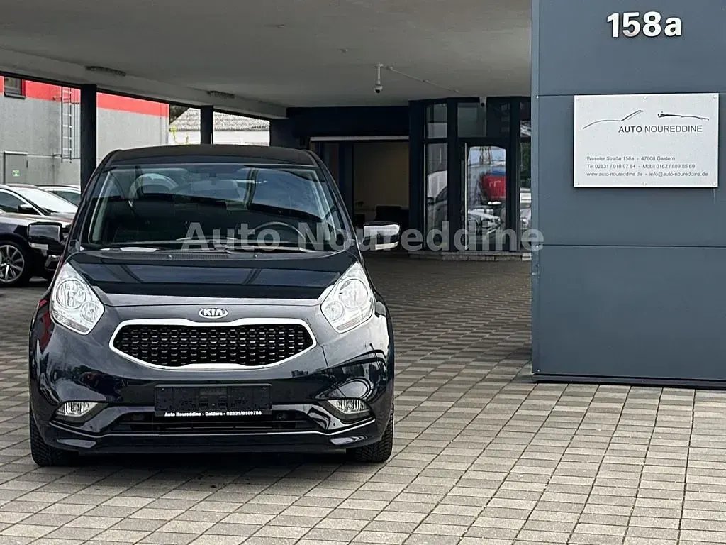 Gebraucht Kia Venga 90 PS (66 kW) 2016 Schwarz Kleinwagen