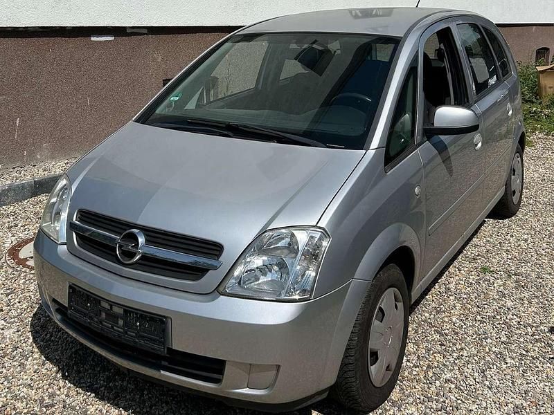 Silber Gebraucht 2005 Opel Meriva Edition Van / Kleinbus | 2.300 € (Fairer Preis) - Bild 1/4