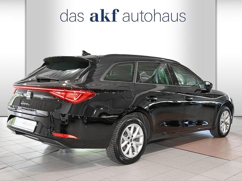 Gebraucht Seat Leon ST Style 150 PS (110 kW) 2024 Mitternachtsschwarz Kombi