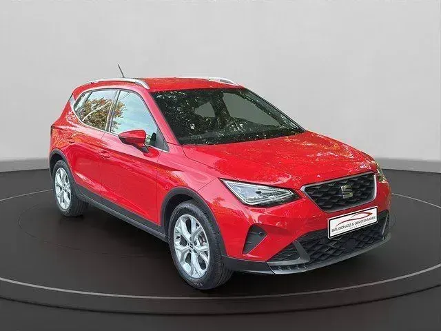 Gebraucht Seat Arona FR 110 PS (80 kW) 2023 Reinrot SUV