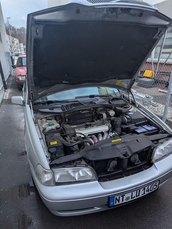 Gebraucht Volvo V70 170 PS (125 kW) 1998 Silber Kombi