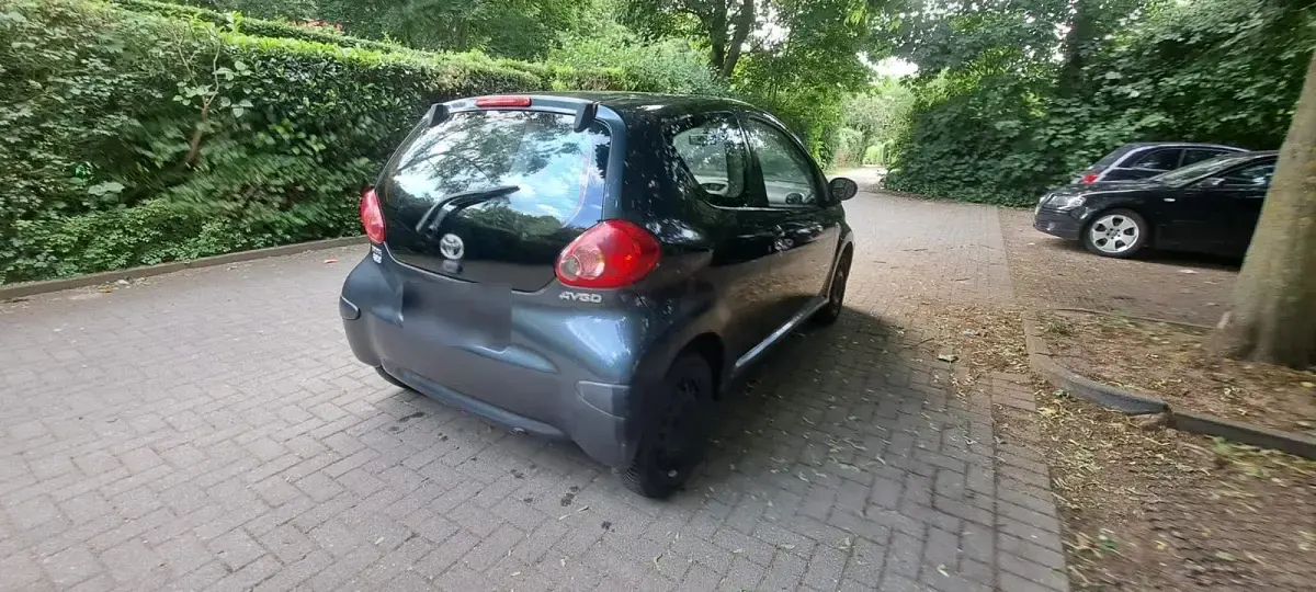 Gebraucht Toyota Aygo 68 PS (50 kW) 2007 Blau Kleinwagen