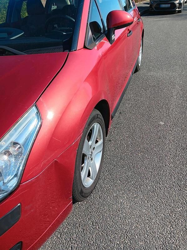 Gebraucht Citroën C4 88 PS (64 kW) 2007 Rot Kombi