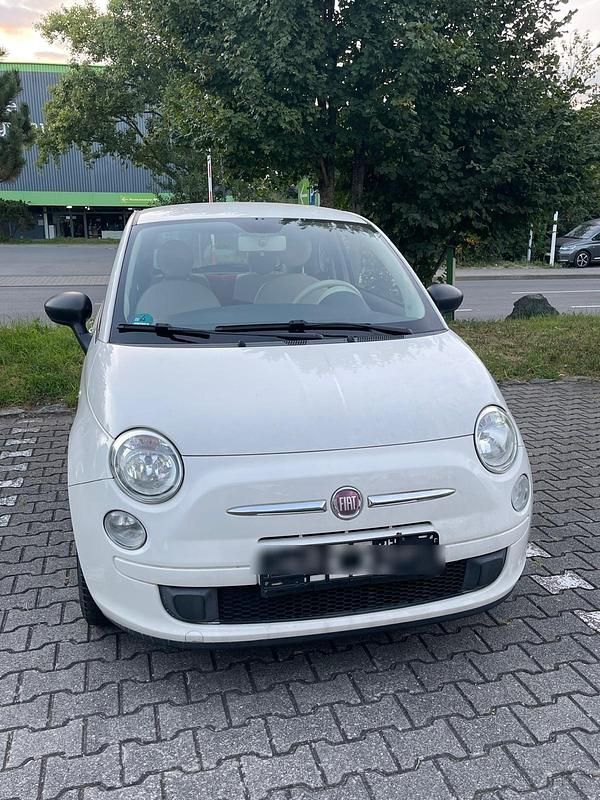 Weiß Gebraucht 2011 Fiat 500 Kleinwagen | 3.100 € (Guter Preis) - Bild 1/4