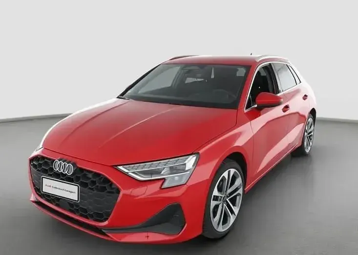 Gebraucht Audi A3 Comfort 150 PS (110 kW) 2025 Progressivrot metallic Limousine