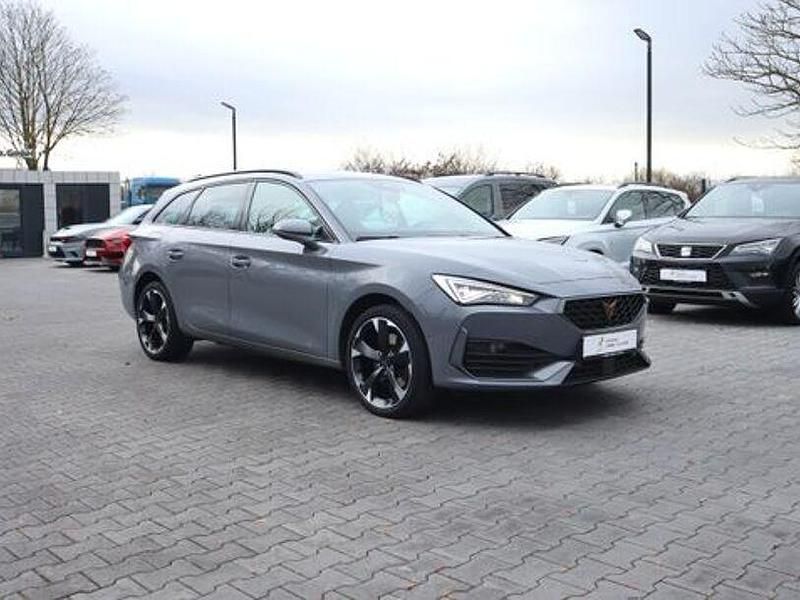 Grau Gebraucht 2021 Cupra Leon Limousine | 19.900 € (Fairer Preis) - Bild 1/4