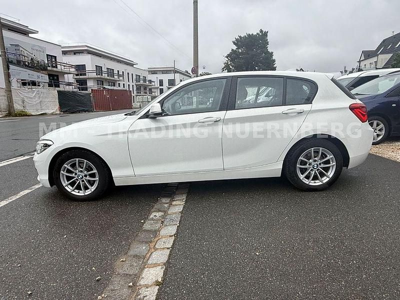 Gebraucht BMW 116 Advantage 109 PS (80 kW) 2018 Weiß Kleinwagen