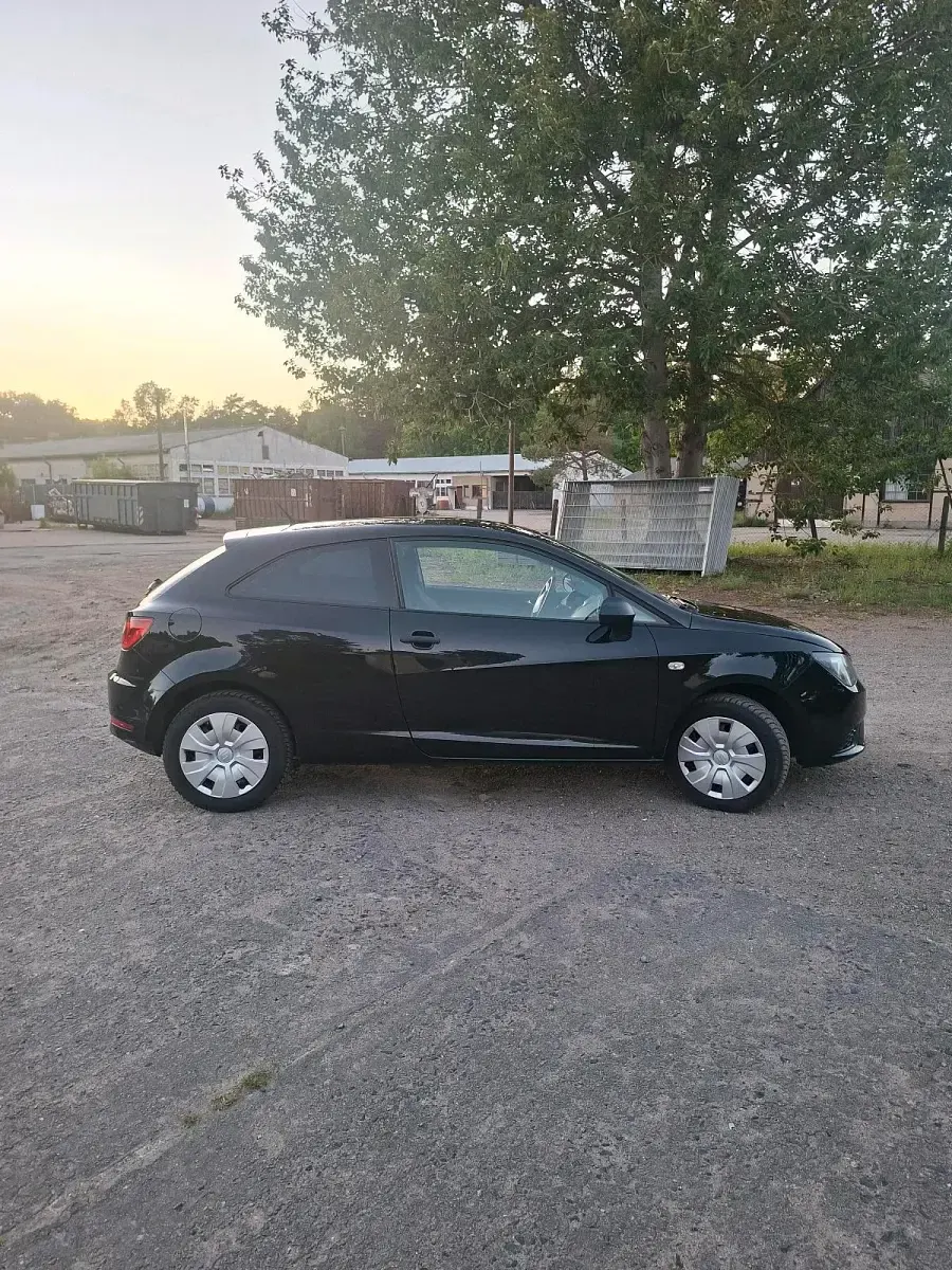 Gebraucht Seat Ibiza 68 PS (50 kW) 2013 Schwarz Kleinwagen