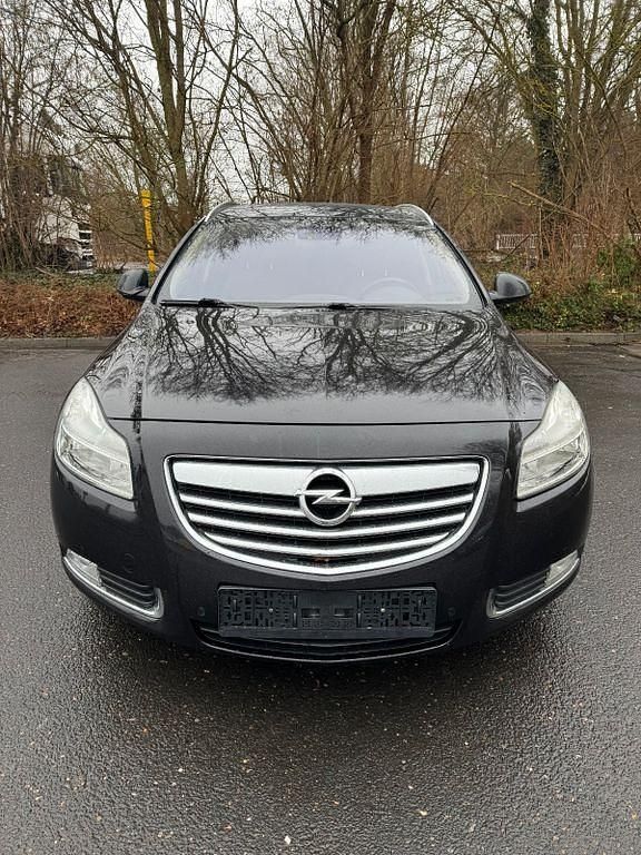 Gebraucht Opel Insignia Edition 140 PS (102 kW) 2009 Schwarz Kombi