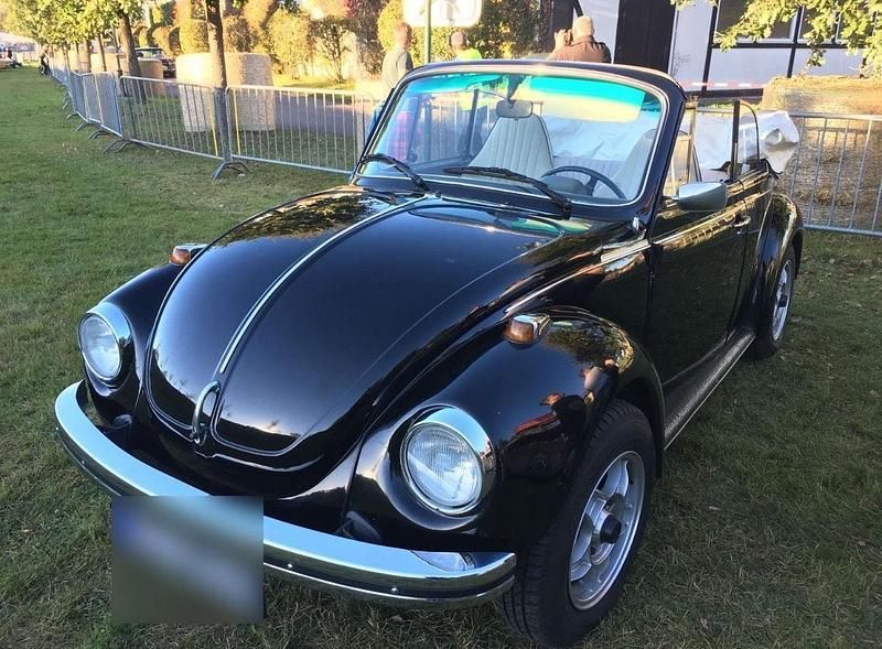 Schwarz Gebraucht 1975 VW Käfer Cabrio | 28.500 € - Bild 1/4
