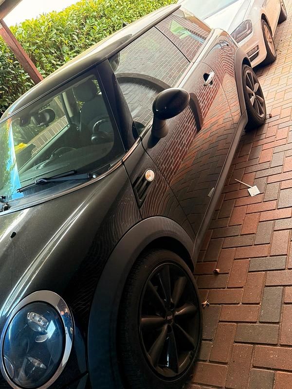 Second-hand Mini Cooper 82 CP (60 kW) 2012 Negru Hatchback