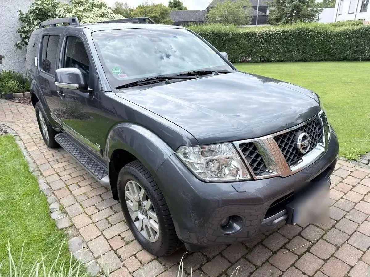 Gebraucht Nissan Pathfinder 231 PS (169 kW) 2013 Grau SUV