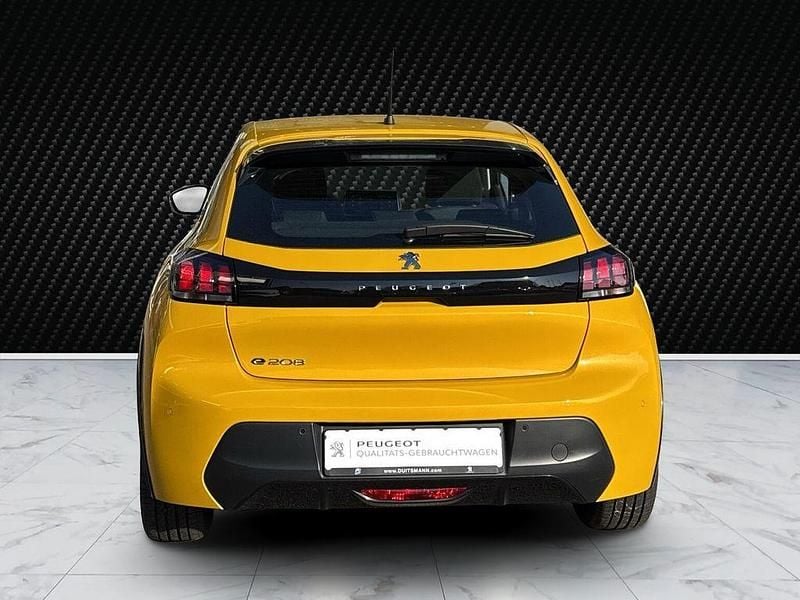 Gebraucht Peugeot 208 Active 100 kW (136 PS) 2021 Gelb Kleinwagen
