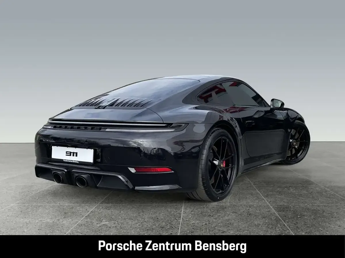 Neu Porsche 911 Carrera 4 GTS 541 PS (397 kW) 2026 Schwarz Limousine