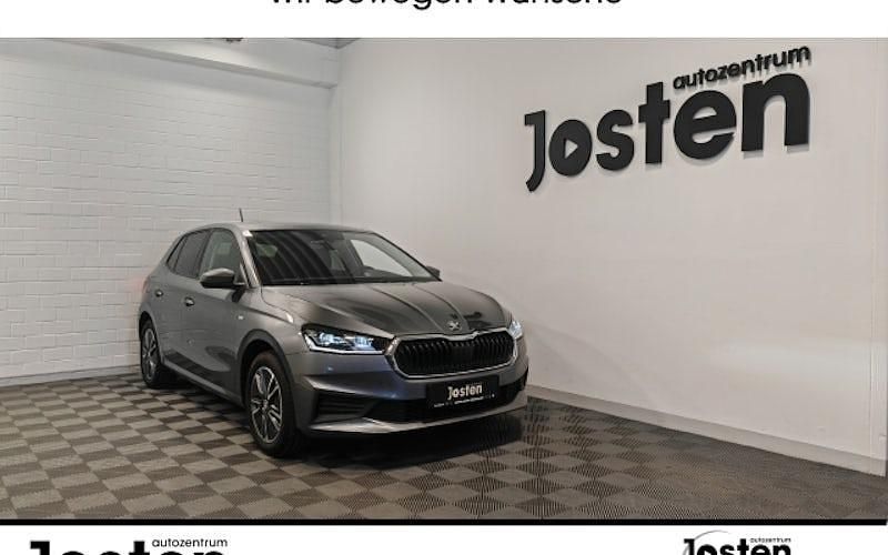 Grau Gebraucht 2022 Skoda Fabia Tour Limousine | 13.390 € (Guter Preis) - Bild 1/4