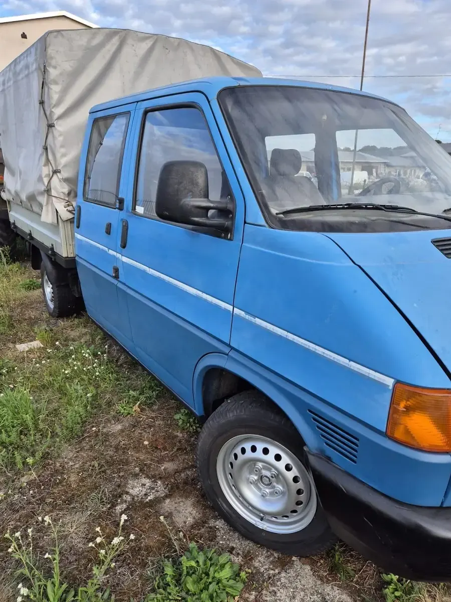 Usata VW T4 R 88 CV (64 kW) 1999 Blu Furgone