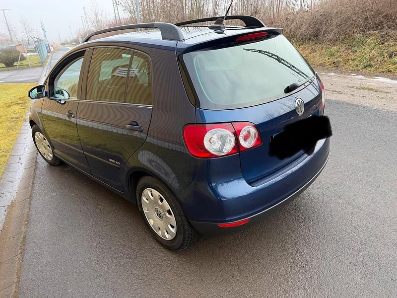Gebraucht VW Golf Plus United 101 PS (74 kW) 2008 Blau Van / Kleinbus