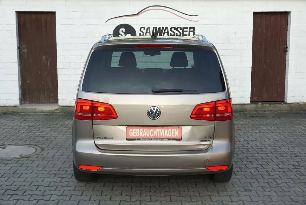 Gebraucht VW Touran 105 PS (77 kW) 2012 Beige Van / Kleinbus